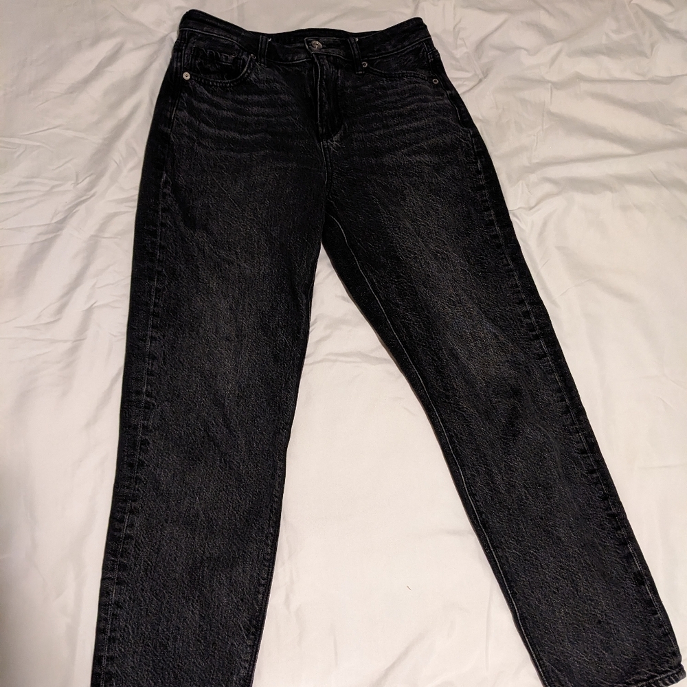 American Eagle Strigid Mom Jean